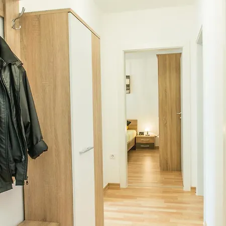 Kombi-wohnung Bochum-riemke 아파트