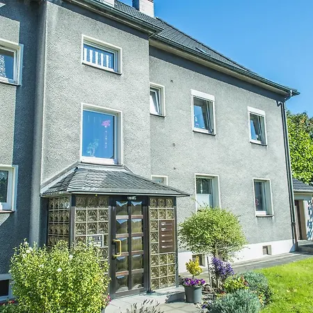 아파트 Kombi-wohnung Bochum-riemke 보훔