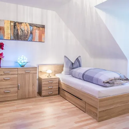 Kombi-wohnung Bochum-riemke 아파트 보훔