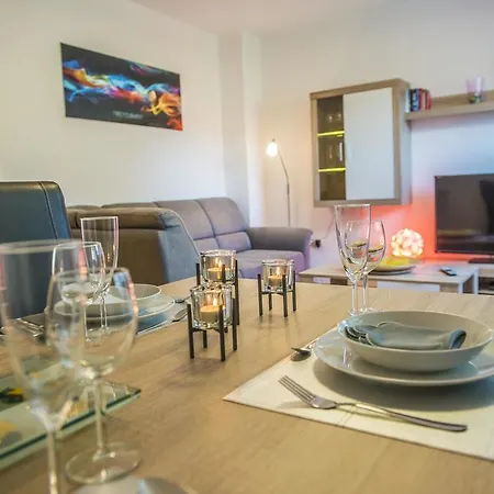 아파트 Kombi-wohnung Bochum-riemke 보훔
