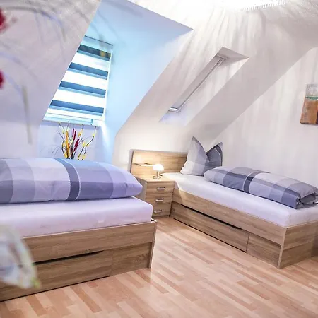 Kombi-wohnung Bochum-riemke 아파트